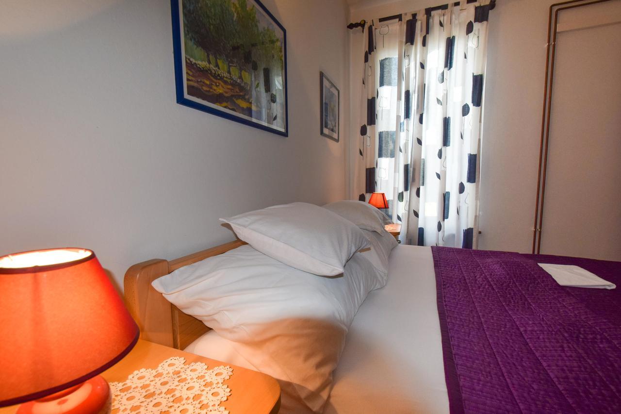 Apartment Petrlin Малинска Екстериор снимка